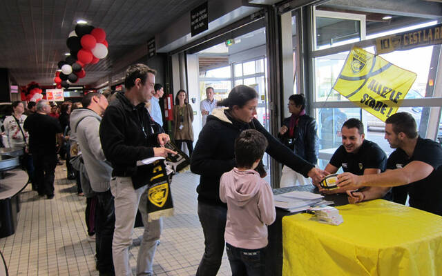 Dédicaces à l'Intermarché de Surgères! 